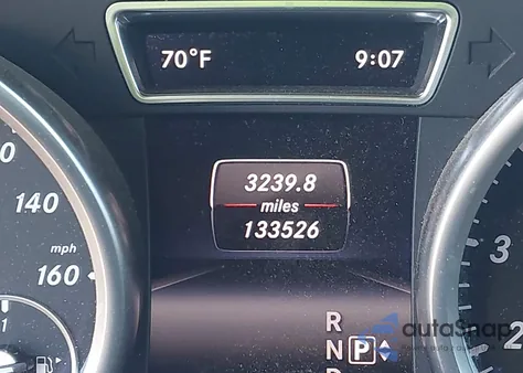 2015 Mercedes-Benz Ml 350 4Matic z USA, uszkodzony, nr VIN 4JGDA5HB8FA569596